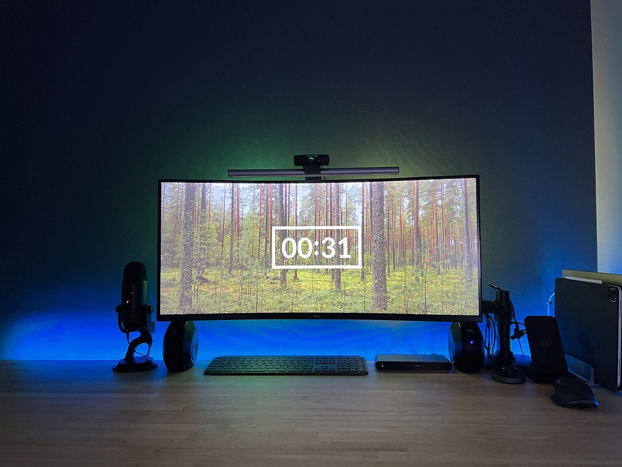 Philips Hueライトリボンプラスで空間革命！スマートライトで