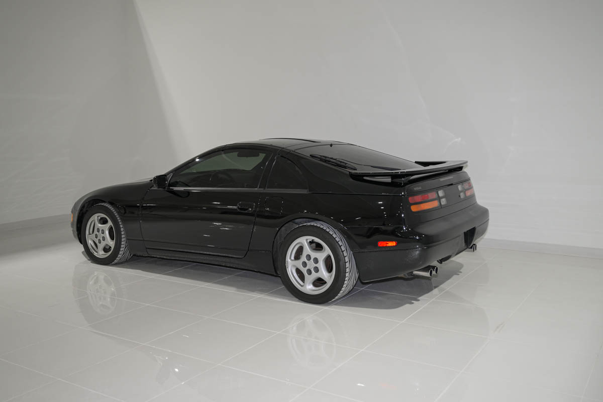 Nissan 300ZX Black 1994 - DFW Car and Toy Museum
