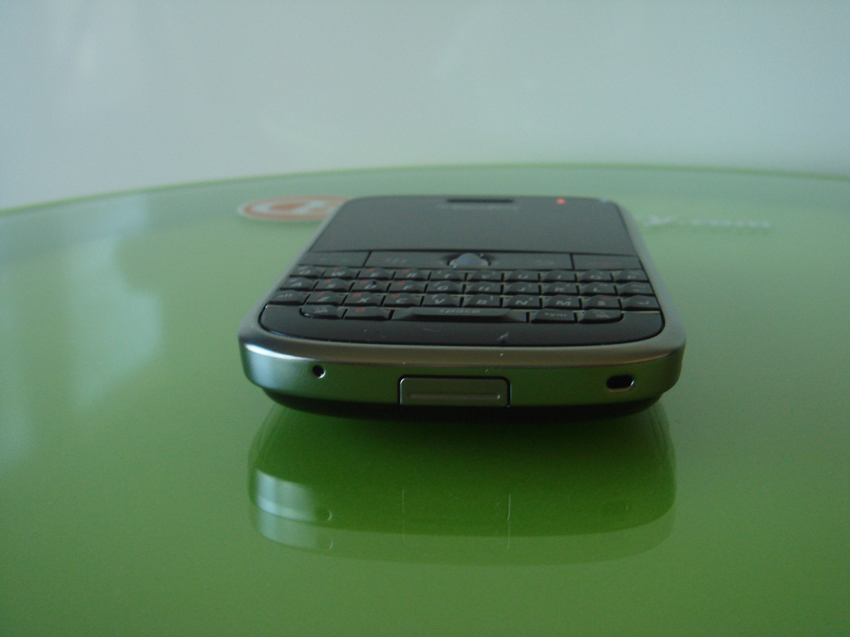 BlackBerry 9000 Review - eBay Purchased Device Emerges!! | CrackBerry
