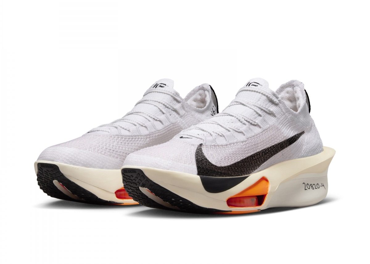 ナイキ】新作「アルファフライ 3」発表。マラソン世界新記録を樹立した