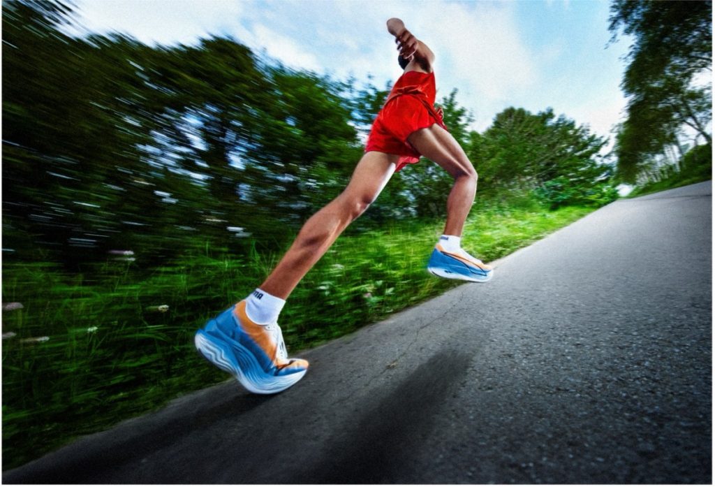 プーマ「ディヴィエイト ニトロ エリート 3」新色も！「EKIDEN PACK