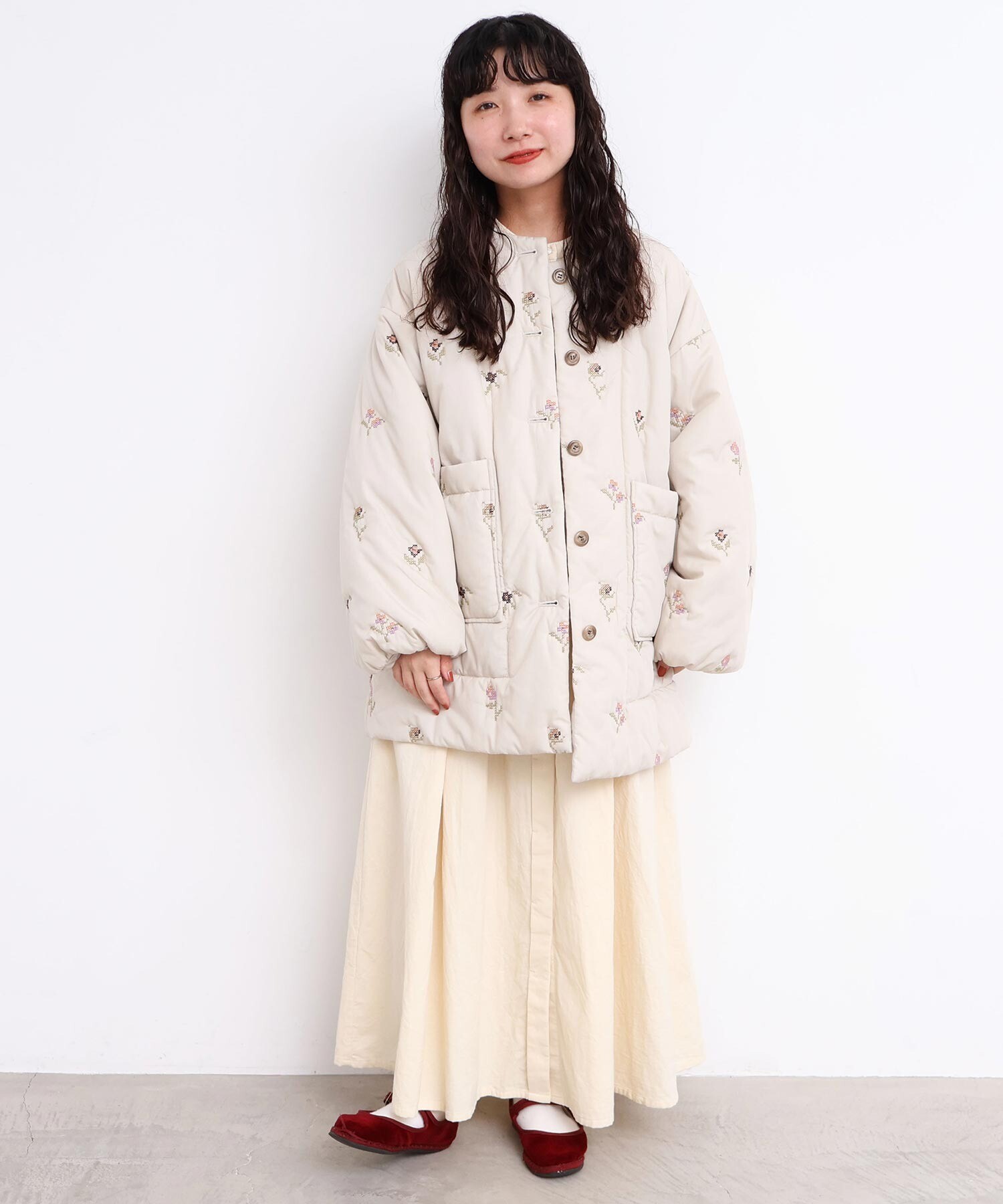 AMBIDEX Store 〇お花のクロスステッチ キルト刺繍コート(F キナリ): l