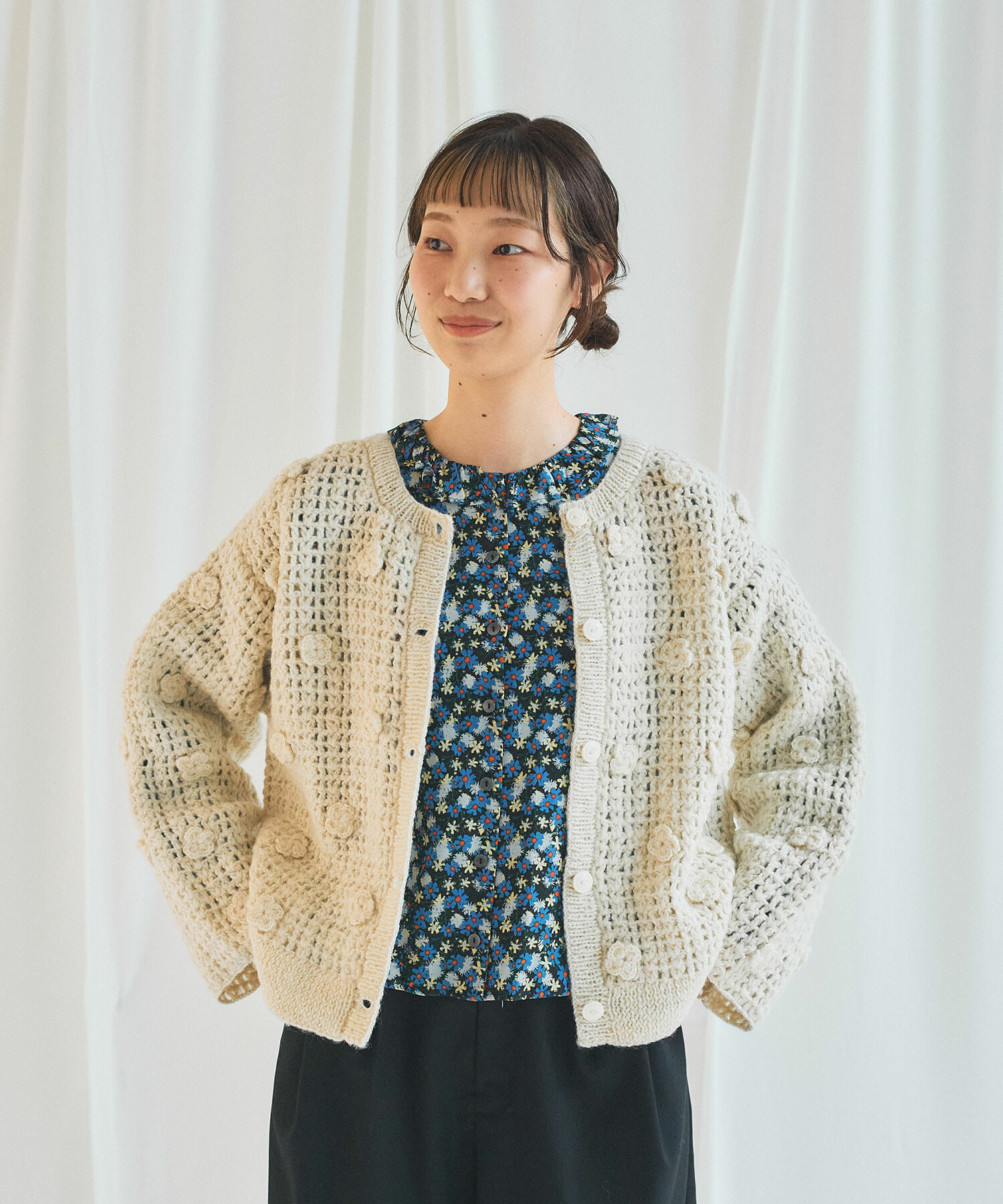 AMBIDEX Store ○ ネパールハンドニット おはなカーディガン(F アオ