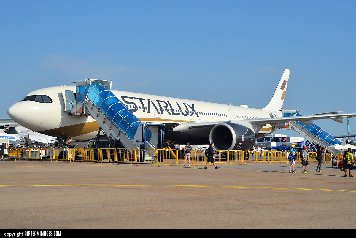 Airbus A330-941 Starlux Airlines B-58303 - AirTeamImages.com