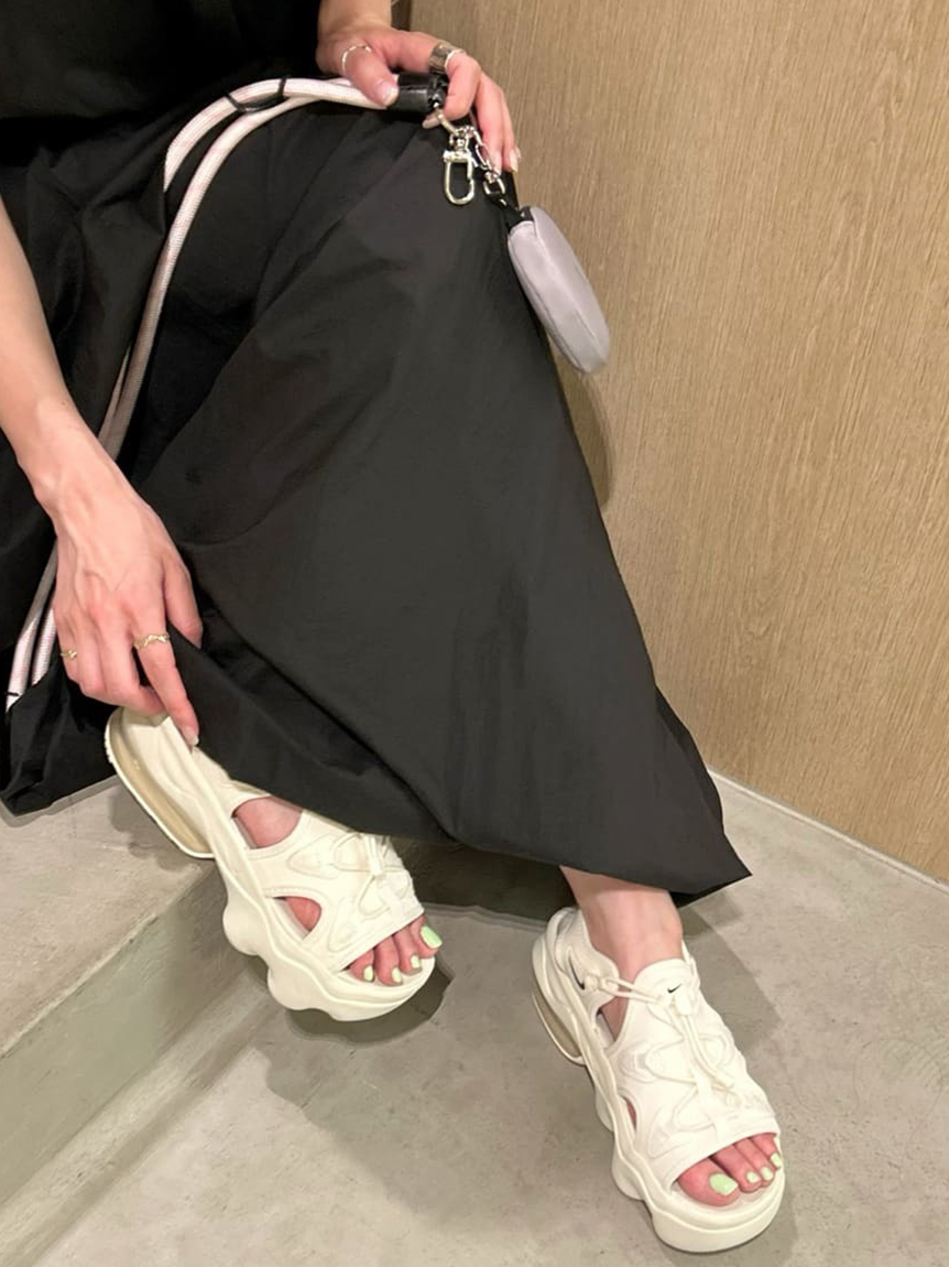 NIKE】AIR MAX KOKO SANDAL(サンダル)｜シューズ｜emmi（エミ）の通販