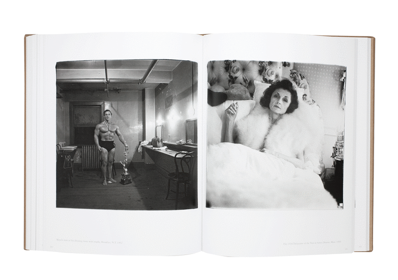 Revelations - ダイアン・アーバス | shashasha 写々者 - 写真集と