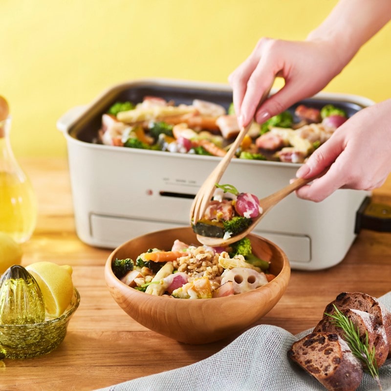 ≪BRUNO≫コンパクトグリルホットプレート（グレージュ）BOE109-GRG