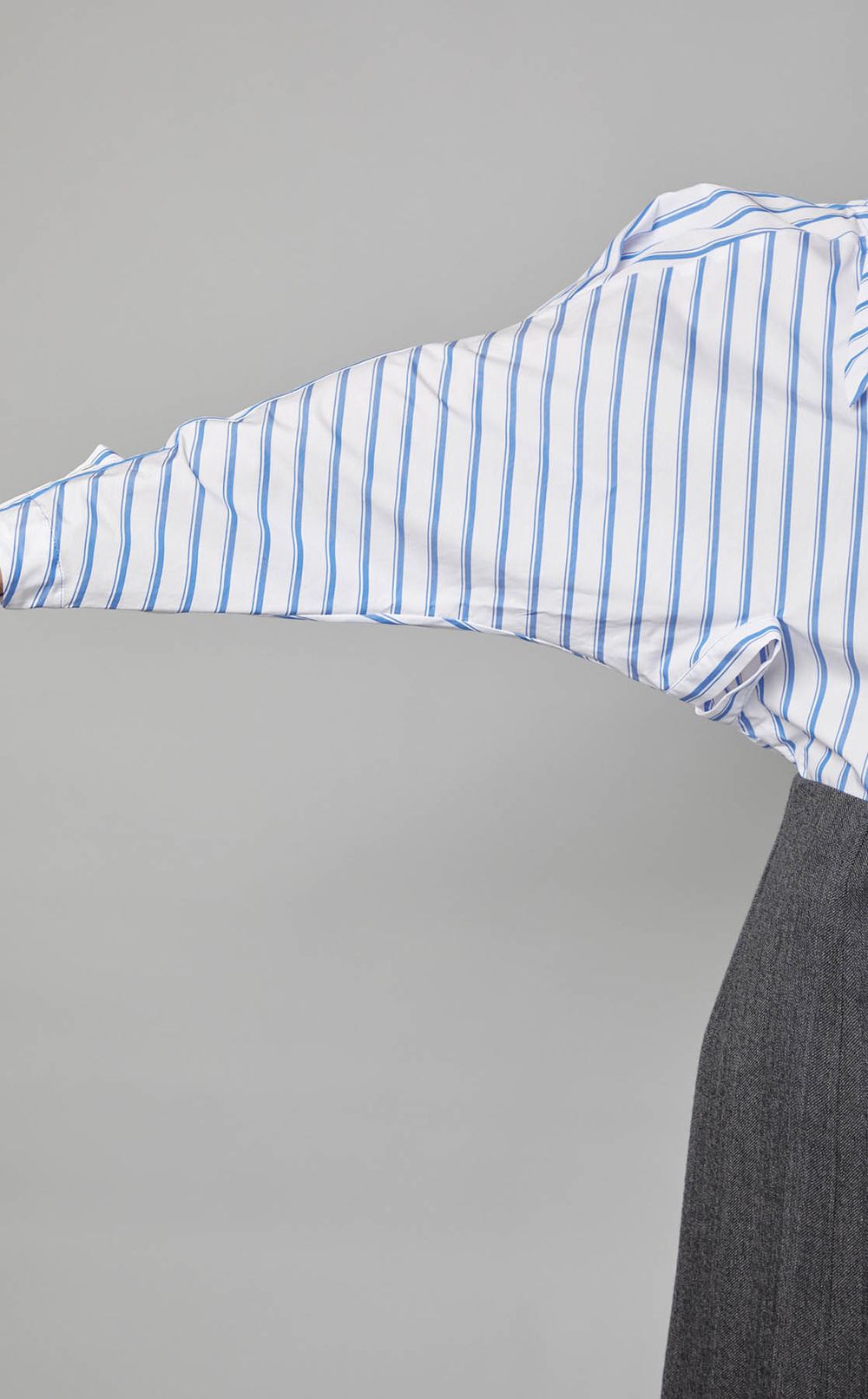 AKIKOAOKI｜ビッグカラーストライプシャツ