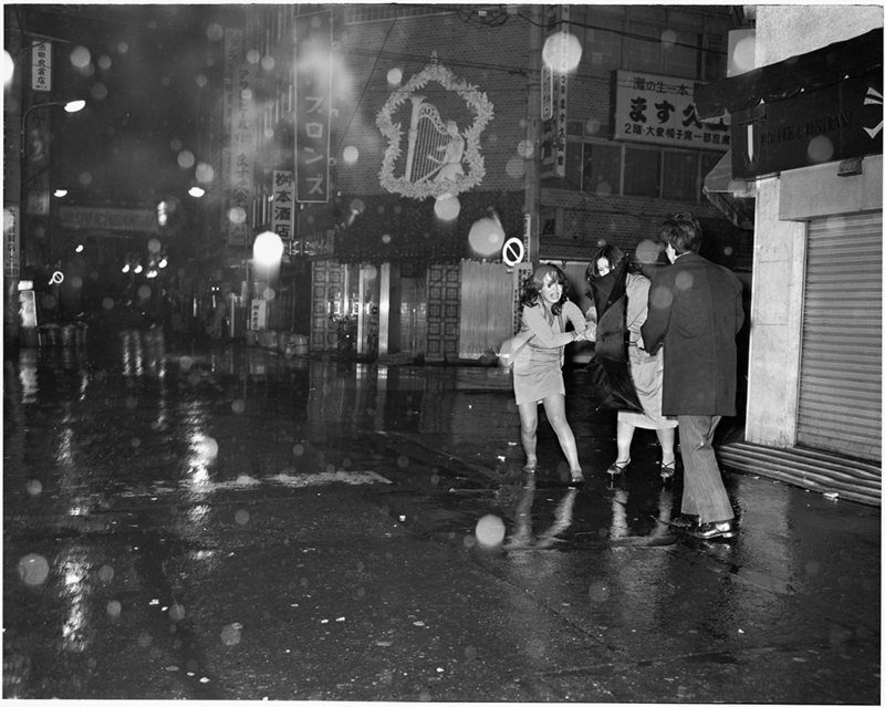 倉田精二「FLASH UP」 | ZEN FOTO GALLERY - アジア諸国の写真を専門に