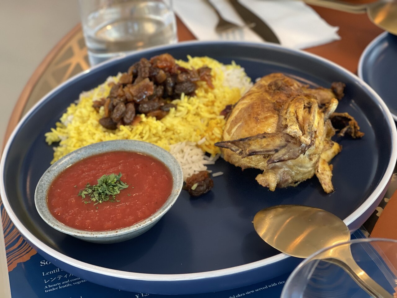 穴場の万博パビリオン「クウェート館」でエキゾチック飯 - カンテレ