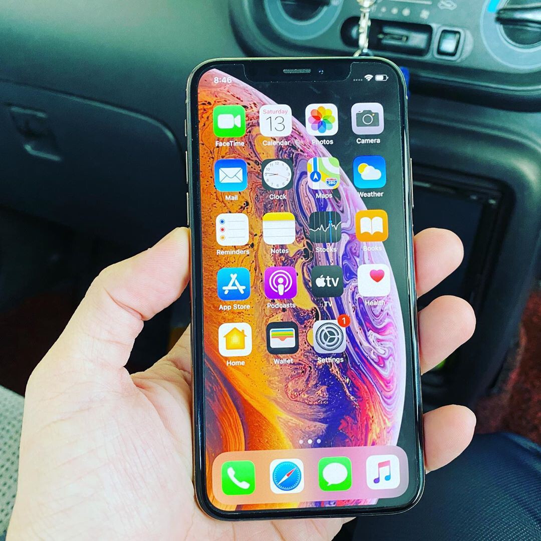 iPhone Xs Specs and Prices - MT992