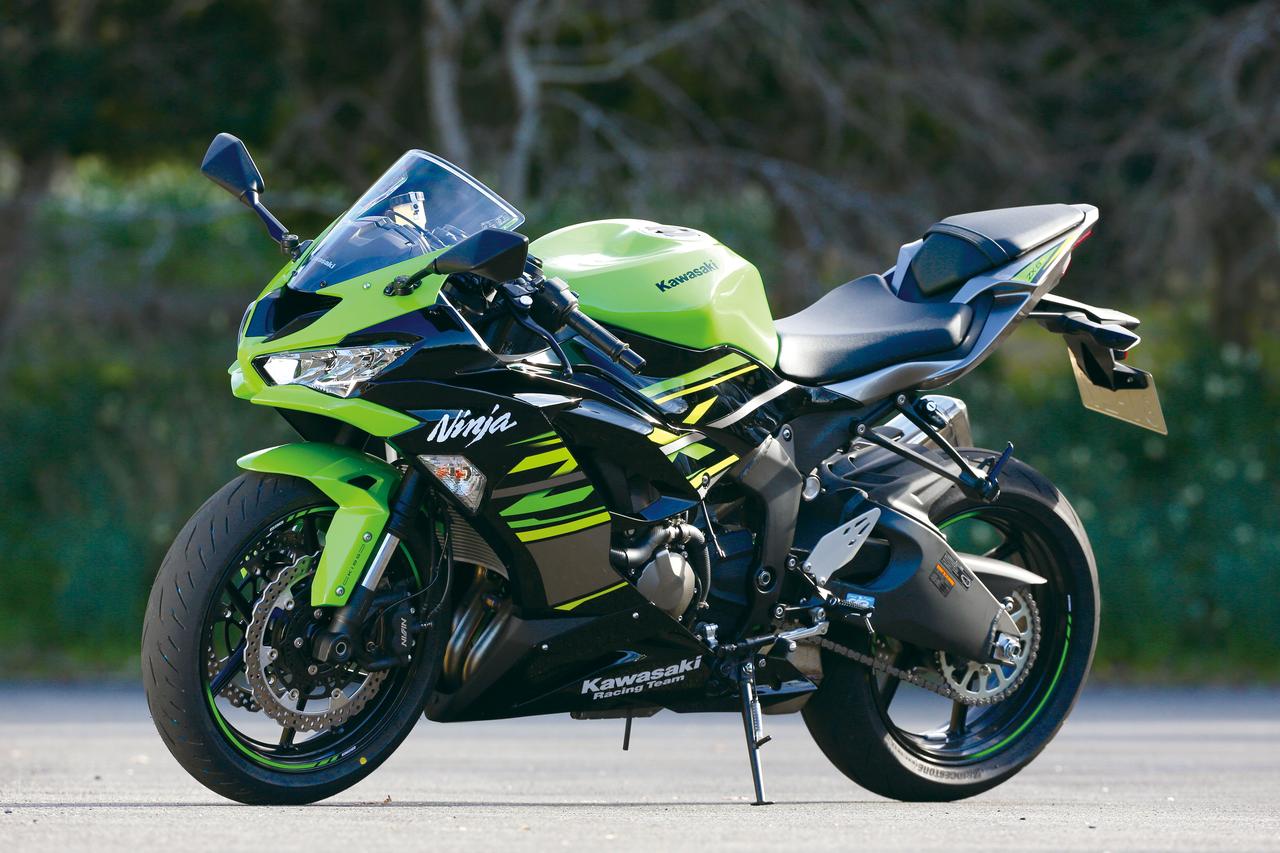 スタイル一新、走りも磨いて国内仕様堂々のデビュー！【KAWASAKI NINJA