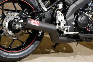 ヨシムラジャパン XSR125（ヤマハ XSR125）サイクロンマフラーで排気音