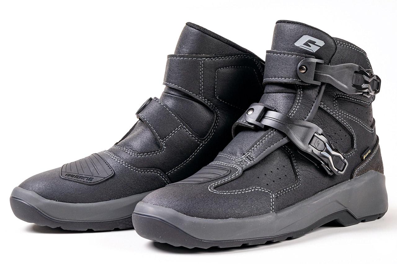 GORE-TEX採用！ 雨に強いツーリング用ショートブーツ｜ガエルネ