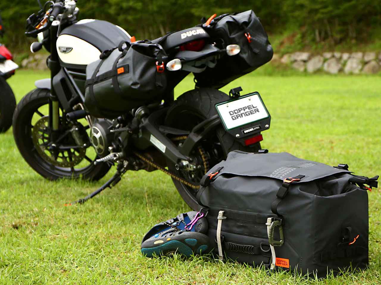 大容量55Lの防水空間がロングツーリングをサポート！ ドッペル