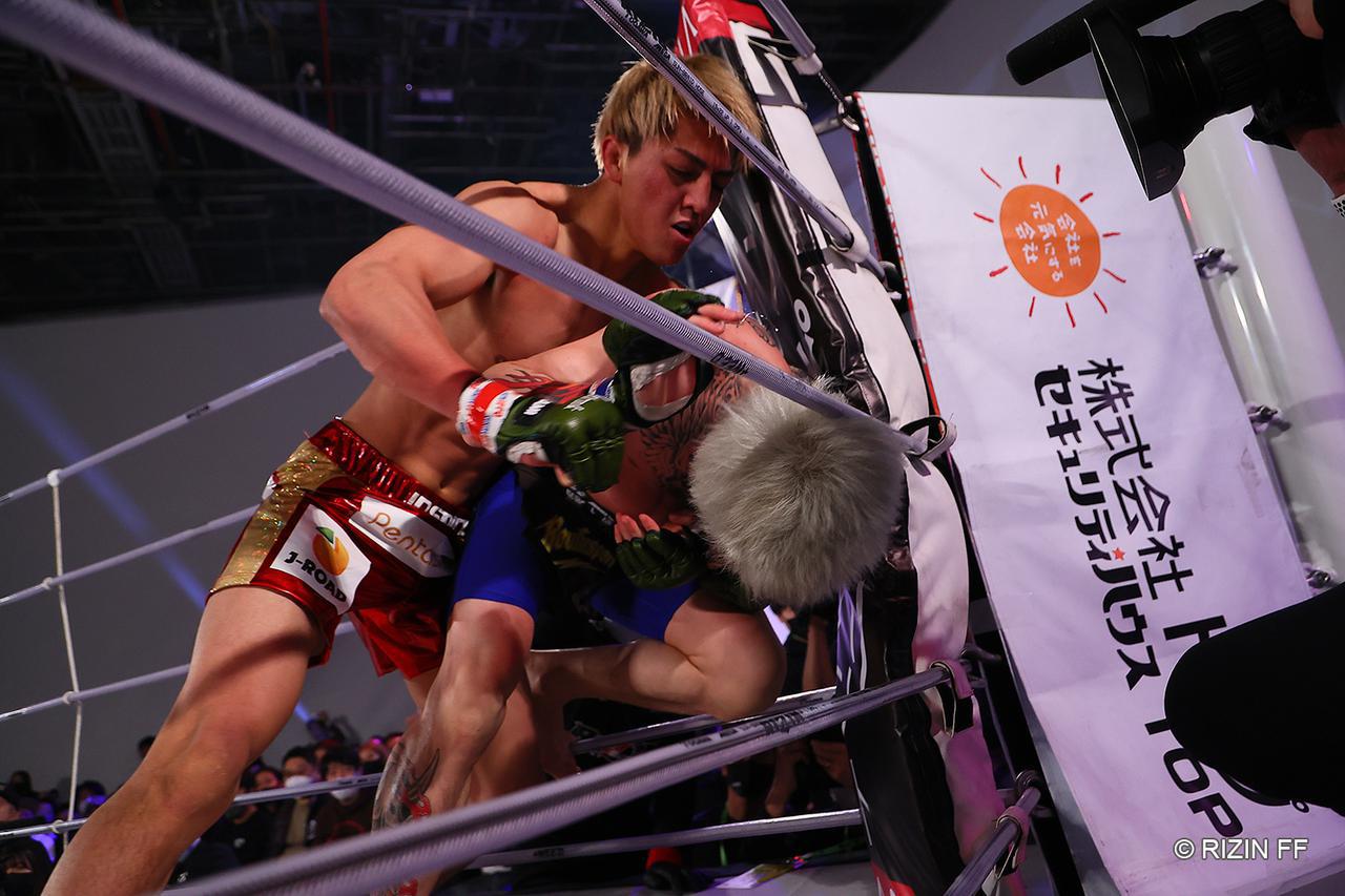 試合結果】＋WEED presents RIZIN LANDMARK vol.2 第5試合／鈴木千裕