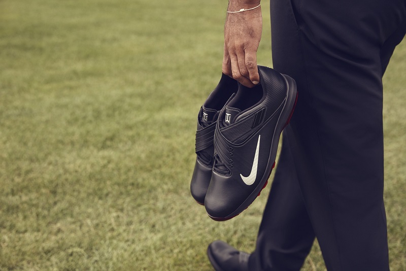 タイガー・ウッズがプロデュース！ ナイキの「攻めてる」新シューズ