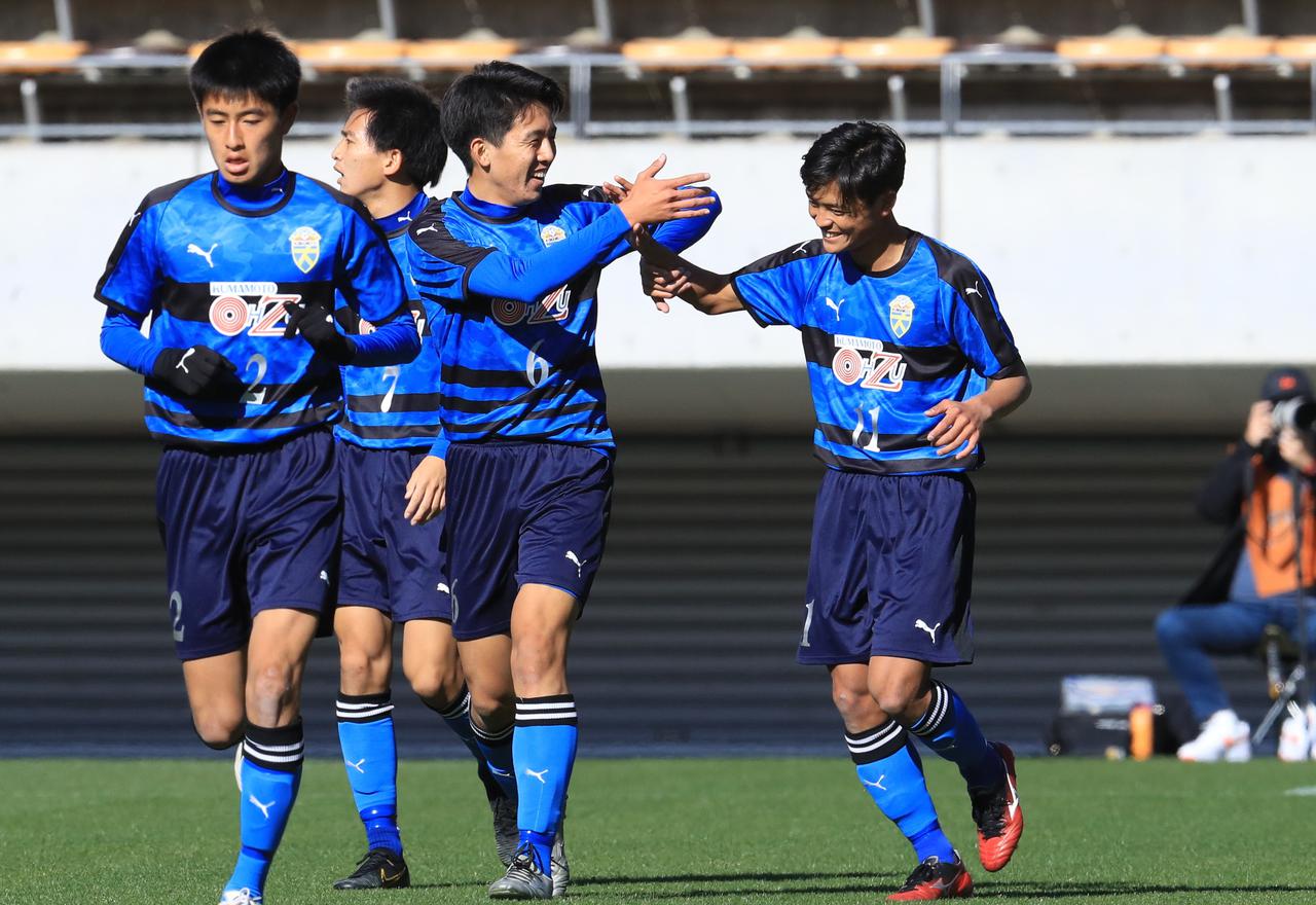 大津が前橋育英を破り、初のベスト4進出！ 一村聖連が挙げた虎の子の1