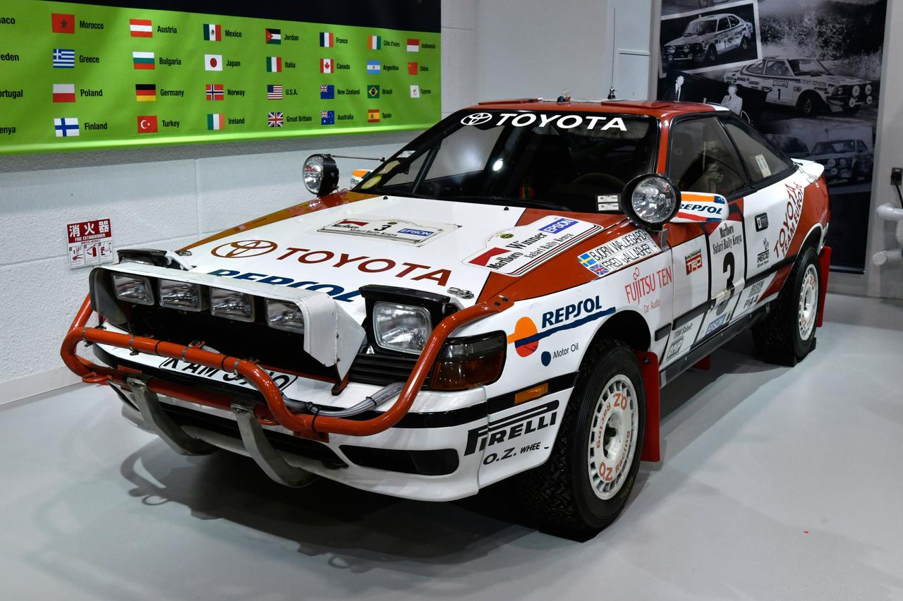 メガウェブ ヒストリーガレージにST165型トヨタ セリカ GT-FOURを見に