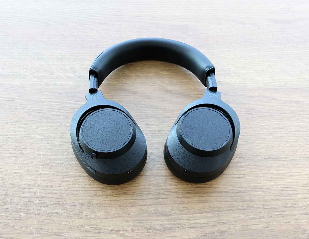 finalの新ワイヤレスヘッドホン「UX5000」は、「A10000」のエッセンス