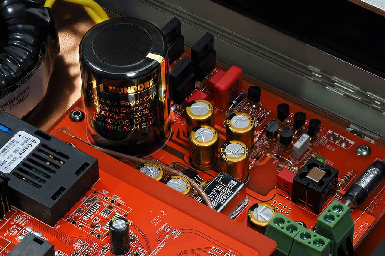 エディスクリエーションの「Silent Switch」「Fiber Box2」に “JAPAN