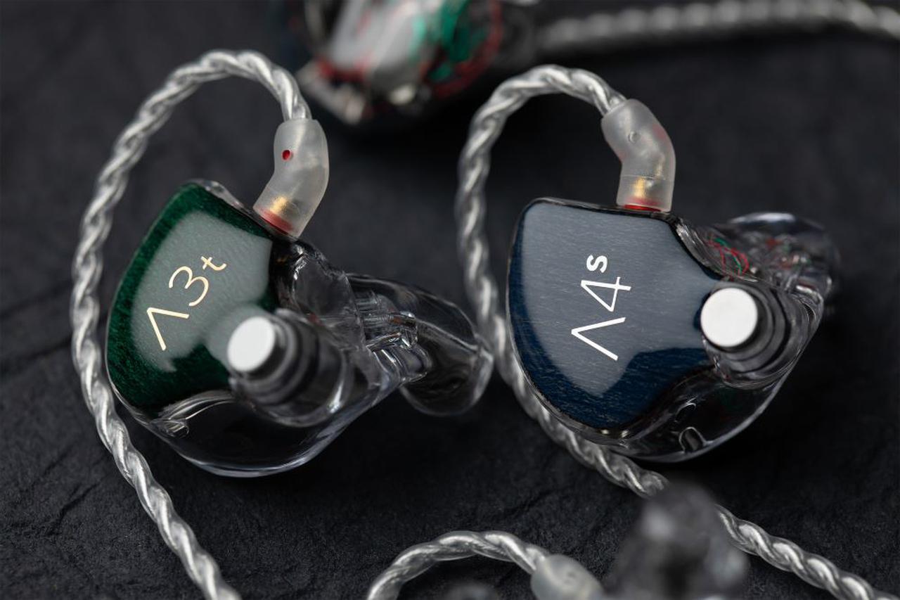 64 Audio、マルチドライバー仕様の新作カスタムIEM「A3t」、「A4s」を4