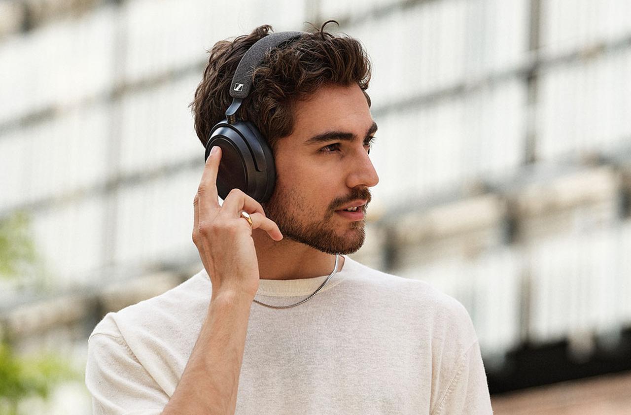 ゼンハイザーのワイヤレスヘッドホン「MOMENTUM 4 Wireless」が8月末に