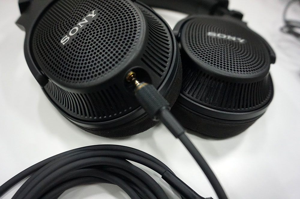 ソニー「MDR-MV1」と「360VME」は、ヘッドホンによるサラウンド再生の