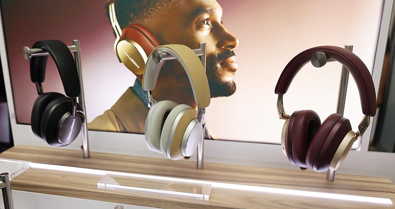 Bowers & Wilkinsのフラッグシップワイヤレスヘッドホン「Px8」に