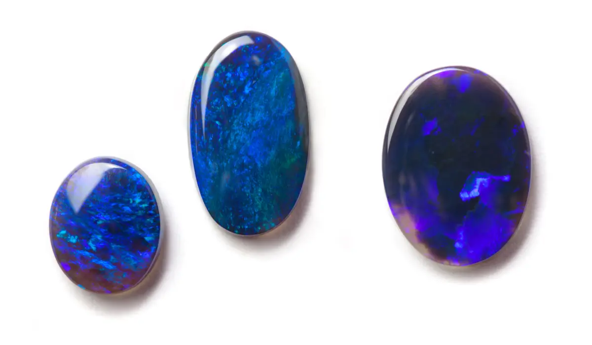 ブラックオパール！魅惑的なその宝石が選ばれる3つの理由とは
