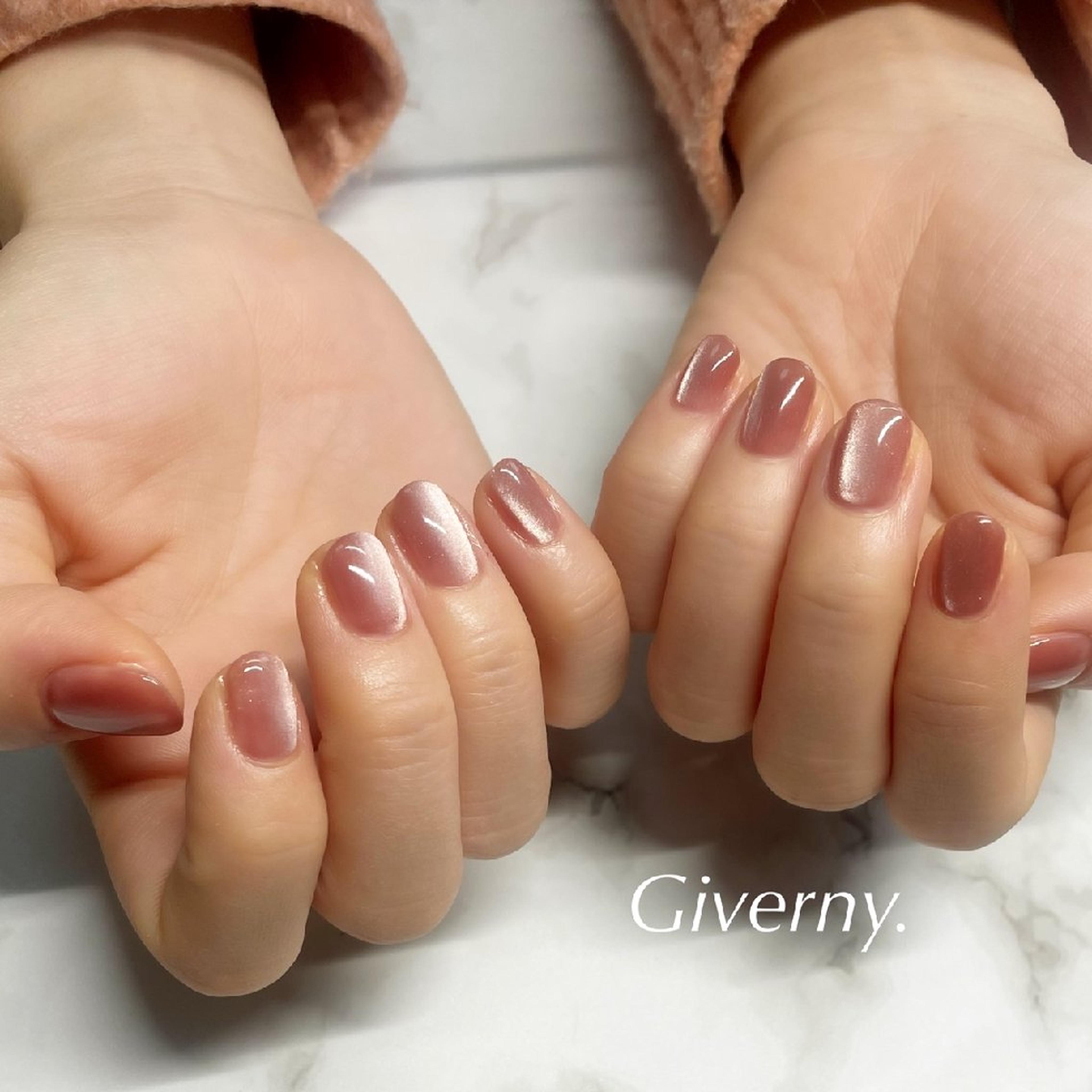 ぷるマグ #enoi#ぷるマグ#マグネットネイル#オフィスネイル｜Giverny