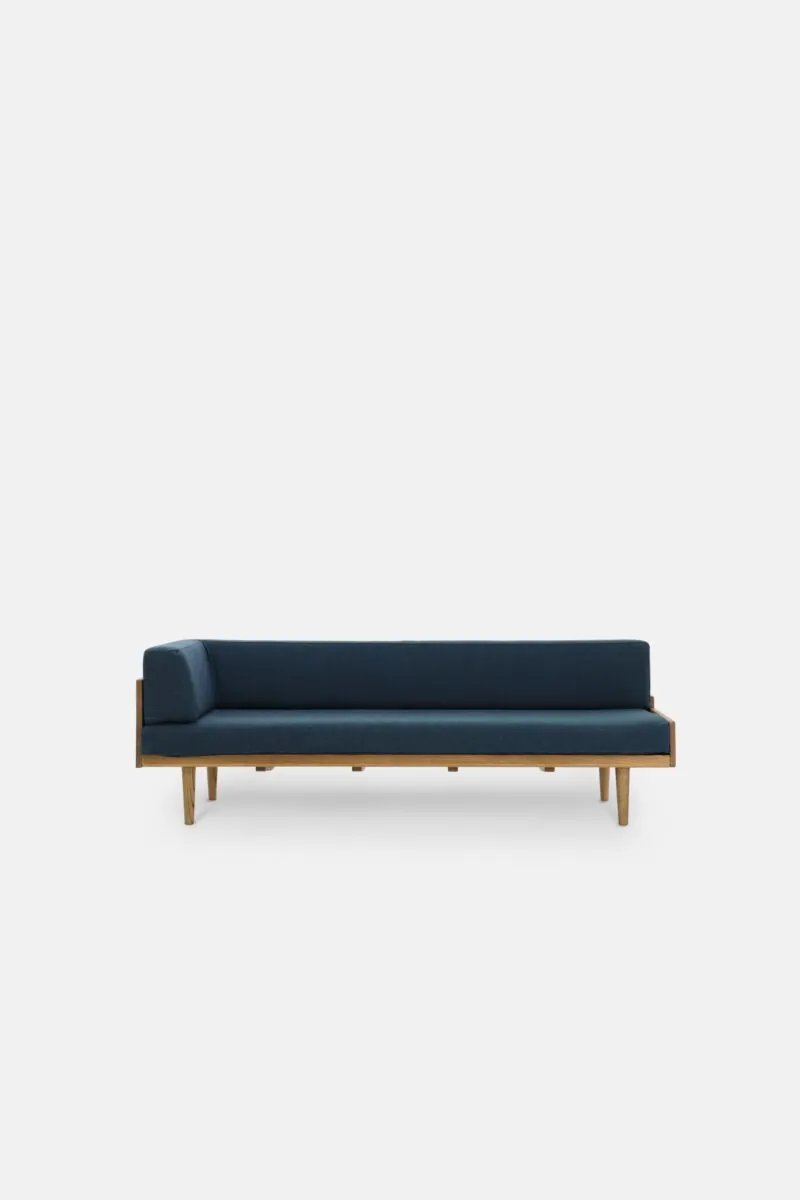 MOMO NATURAL | モモ ナチュラル - オフィシャルサイト DAY SOFA | ONE