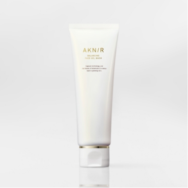 バランシングクレンジングオイル｜AKNIR（アクニー） 公式オンラインサイト