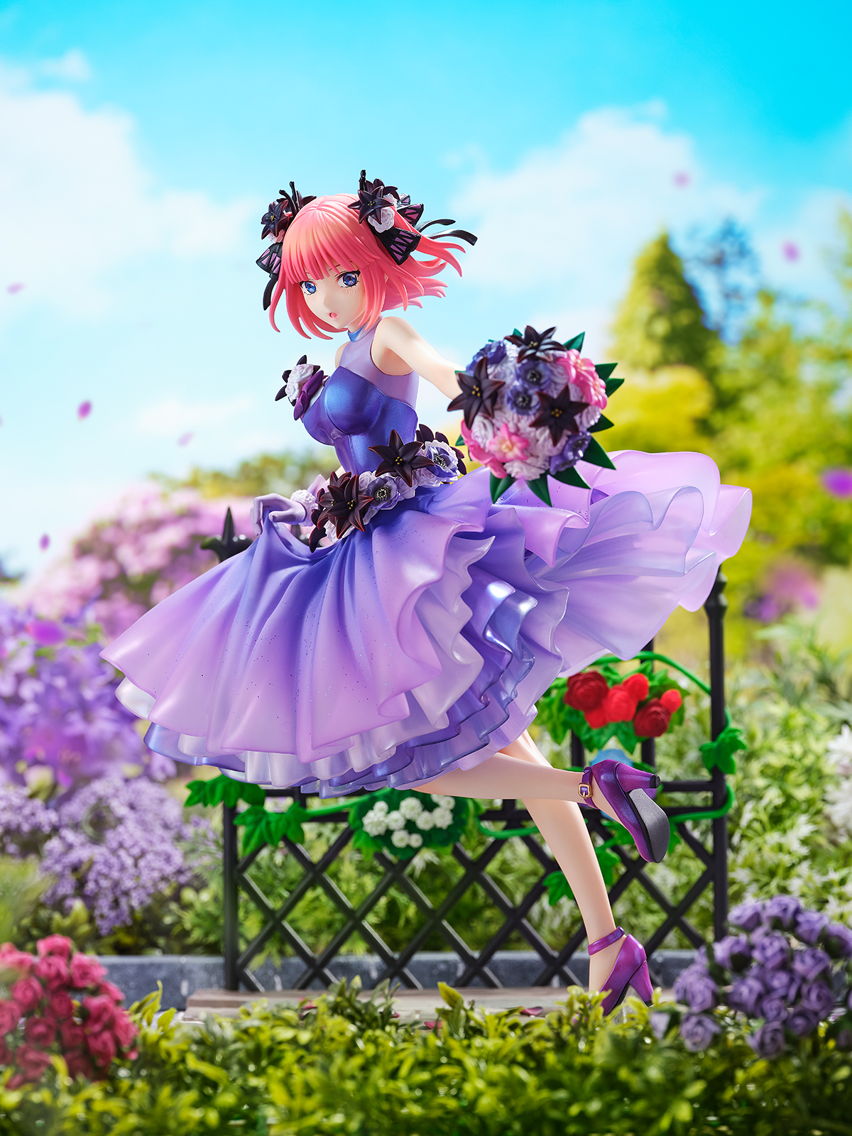 SHIBUYA SCRAMBLE FIGURE 中野 二乃 -Floral Dress Ver.- 1/7スケール