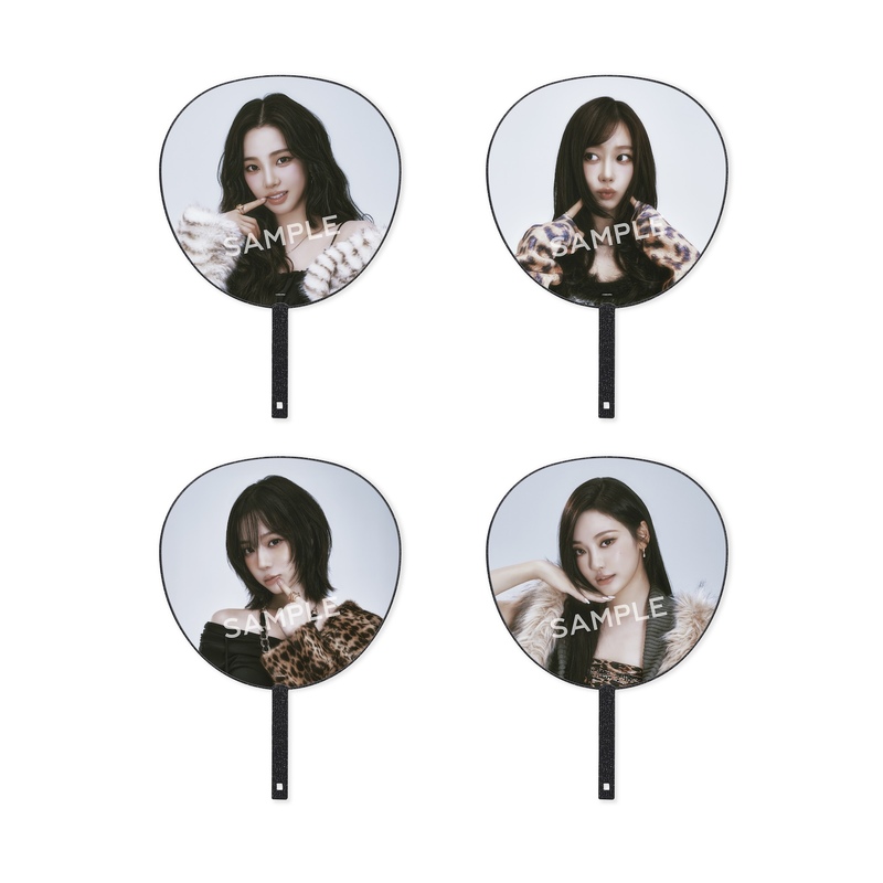 BIGうちわ | SMTOWN OFFICIAL ONLINE STORE