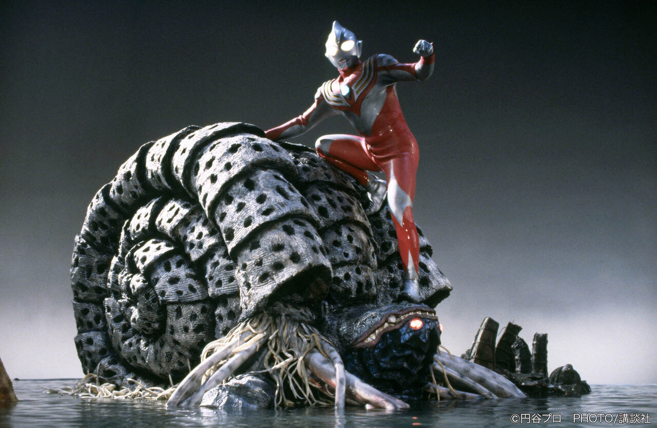 8月23日 ガタノゾーアがウルトラマンティガを石像に変える！｜画像