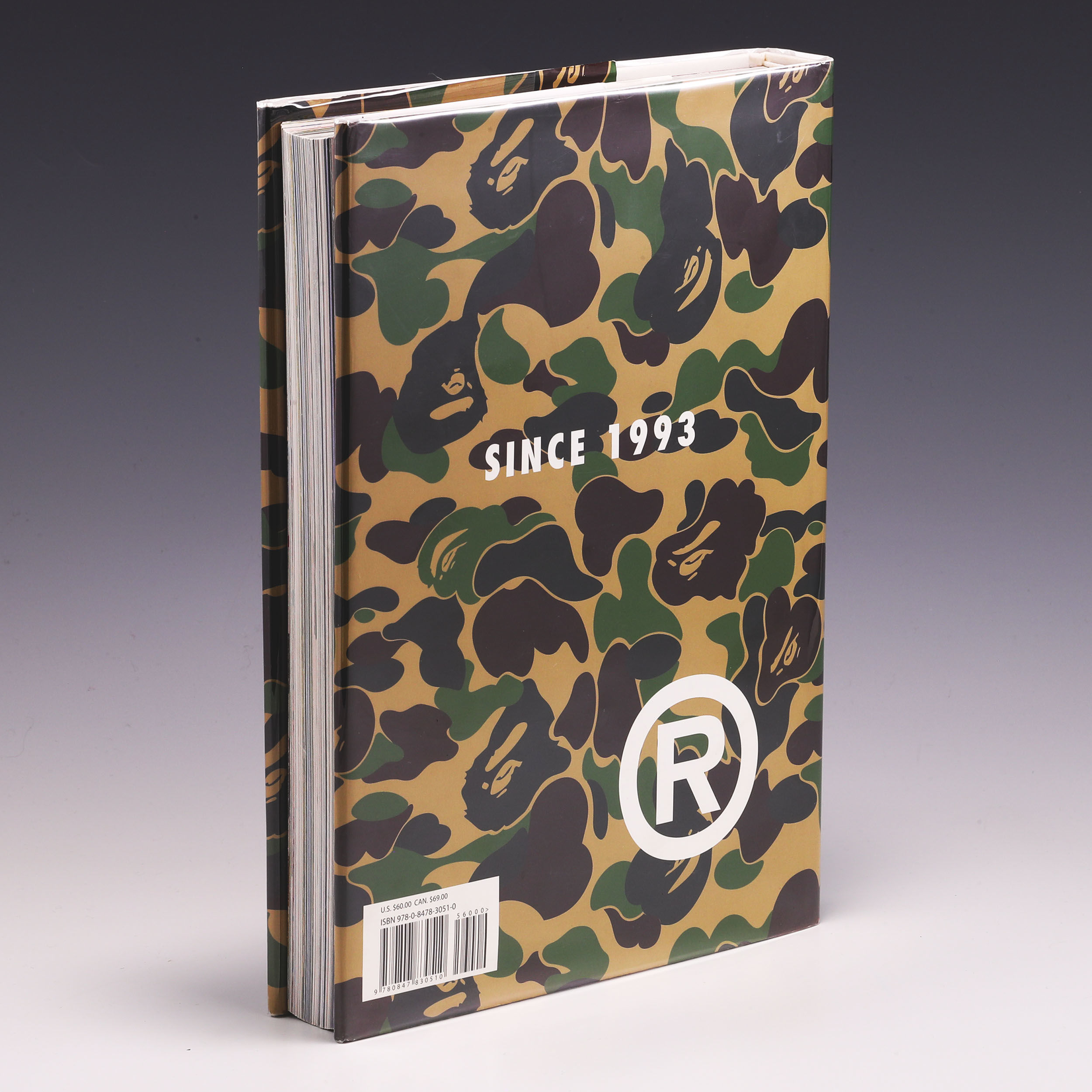 A Bathing Ape by Nigo; Ian Luna; Iida Akio | Hardcover | 2008