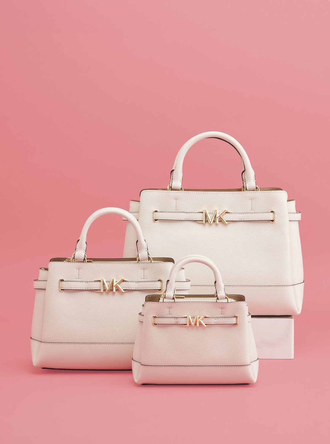 公式アウトレット】REED センタージップ ベルテッド サッチェル