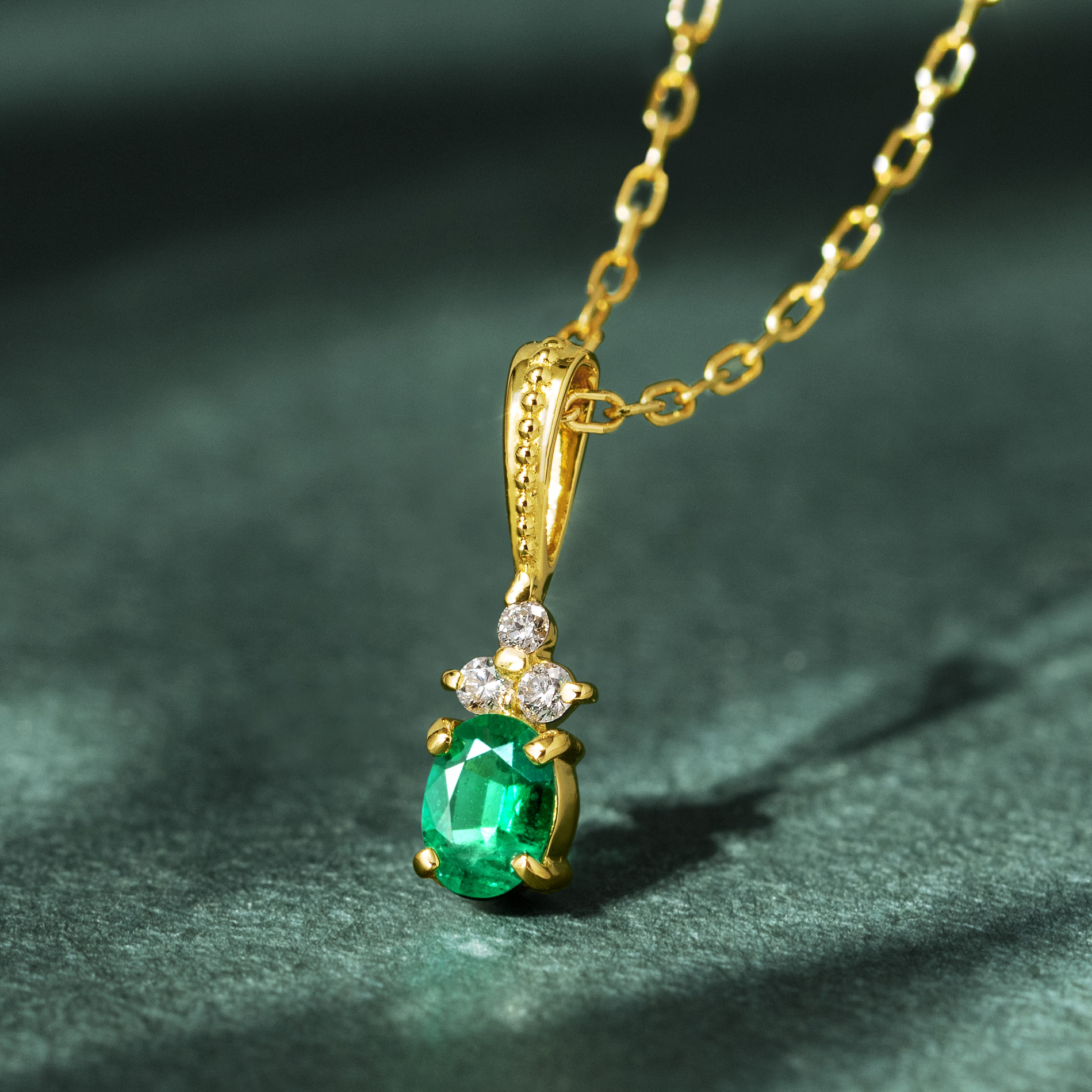 ビズー公式】エメラルド ダイヤモンド K18(18金) ペンダントトップ