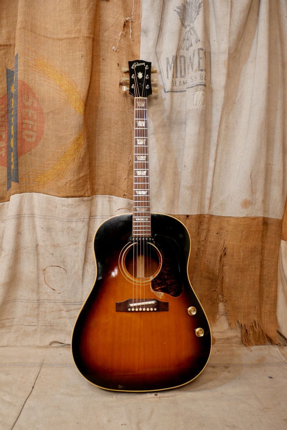 1967 Gibson J160E Sunburst J-160E