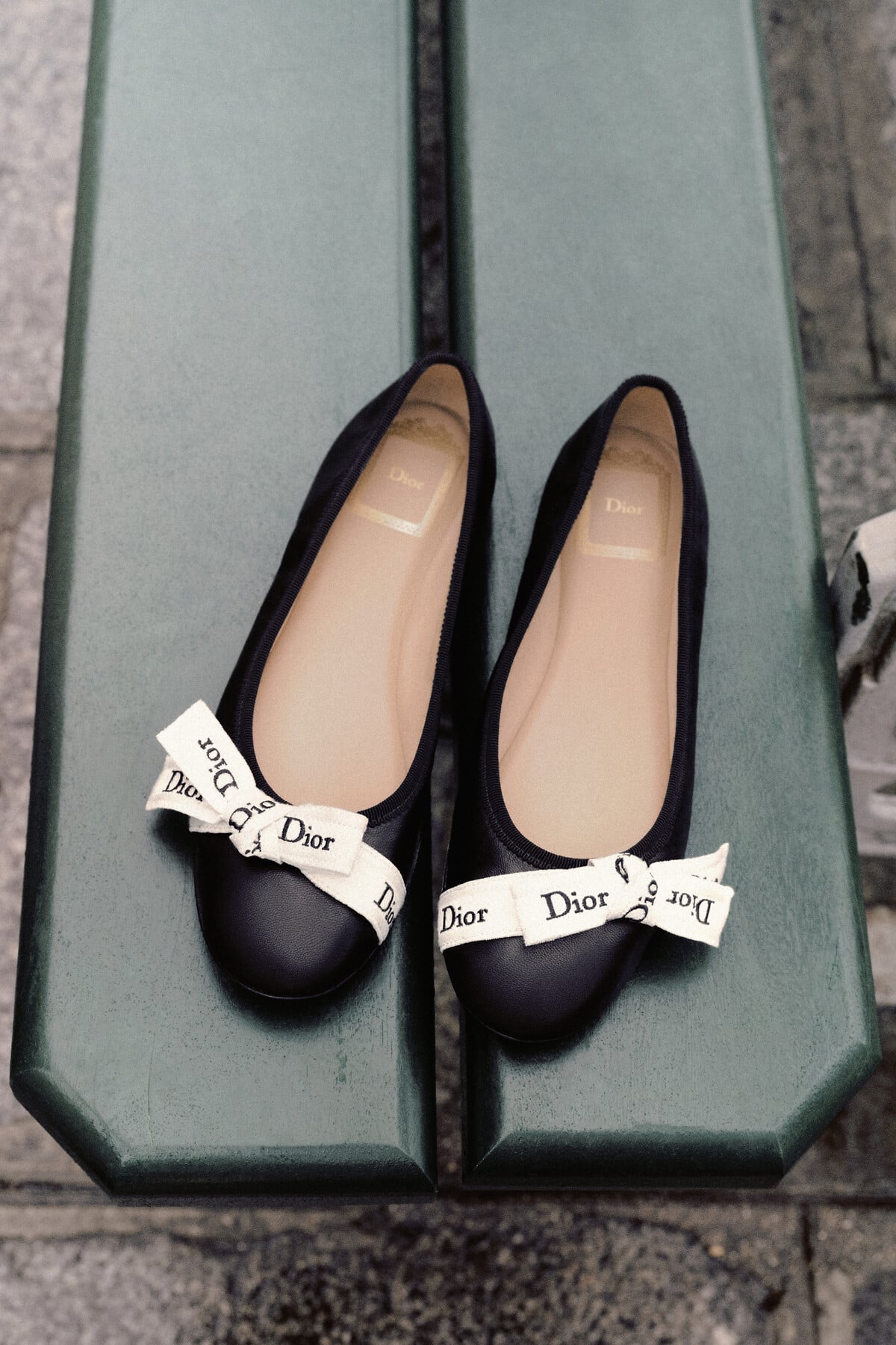 DIOR | バレエフラット|ウィメンズシューズ｜ディオール公式オンライン