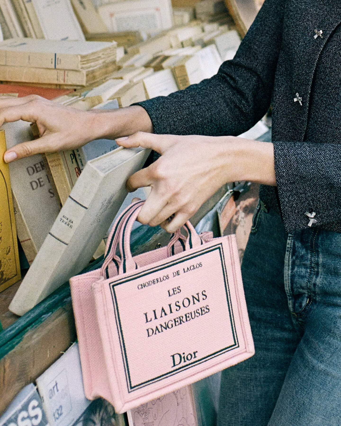 DIOR | 「ブックカバー」コレクション - バッグ - Fashion & Accessories