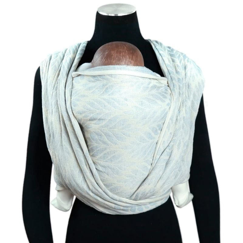 ネン素材のベビーラップ 通気性とサポート力抜群 夏も快適なトリアス