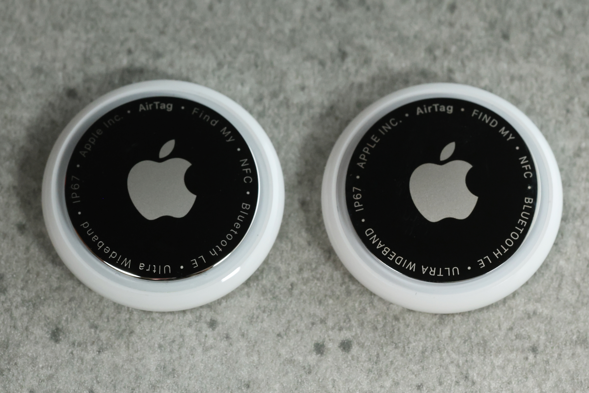 AirTag（第2世代）実機レビュー。AirTag愛用者が見る違いとは？ | Dig