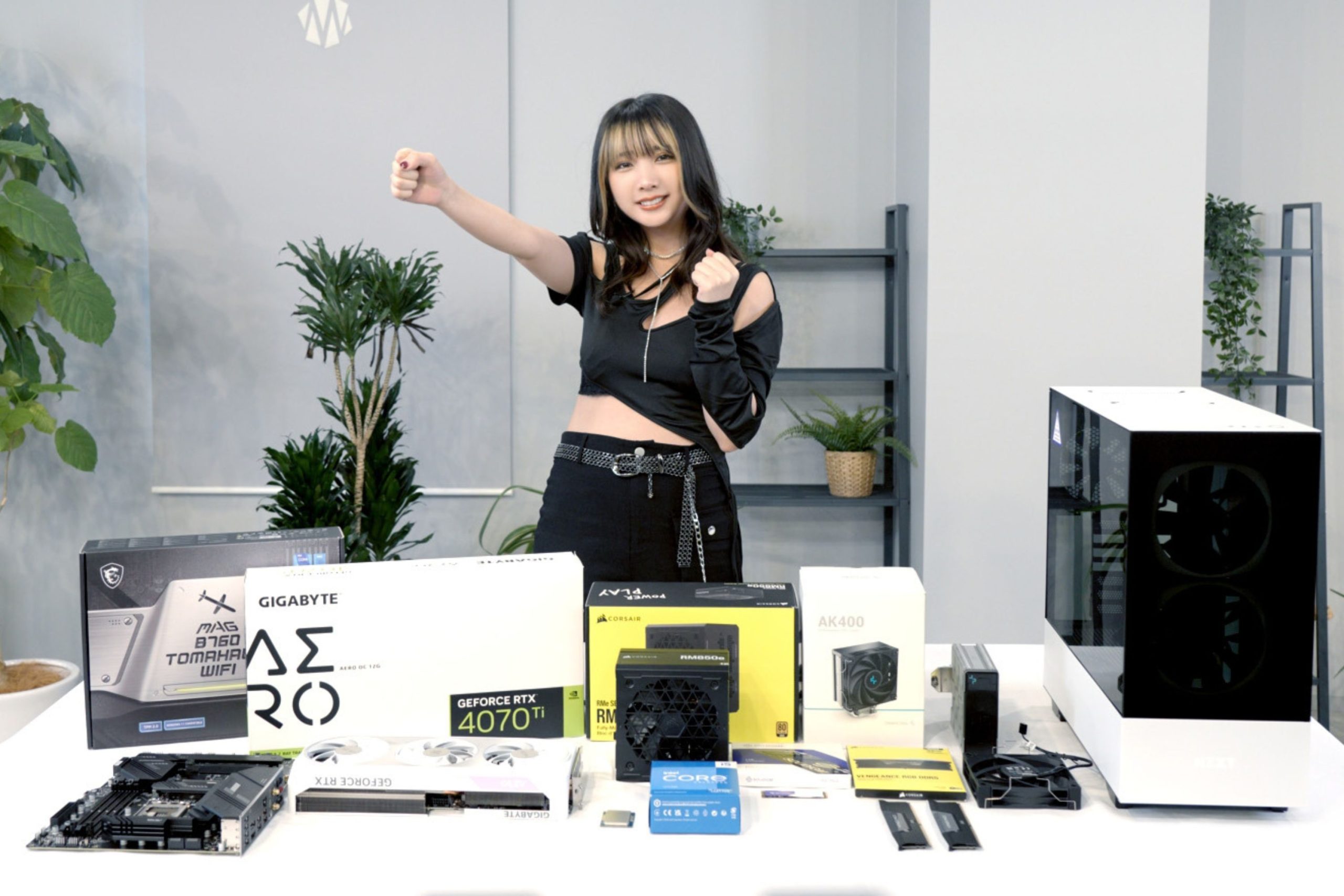 ストリーマーyunocy“自作PC”を作ってバイオハザードヴィレッジに