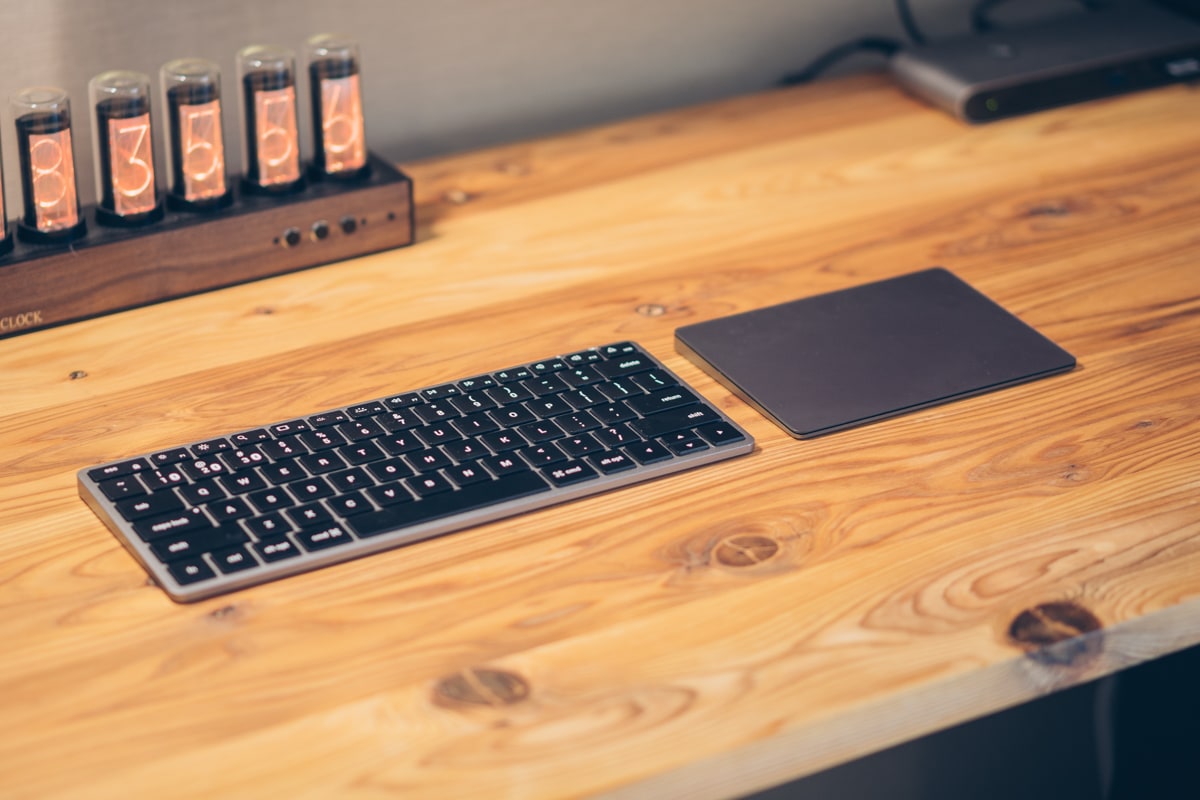 Magic Trackpad 2（スペースグレー）レビュー！MacBookをクラムシェル