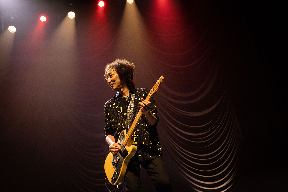 肺がん治療のため音楽活動を休止していた村越“HARRY”弘明が、1年9ヶ月