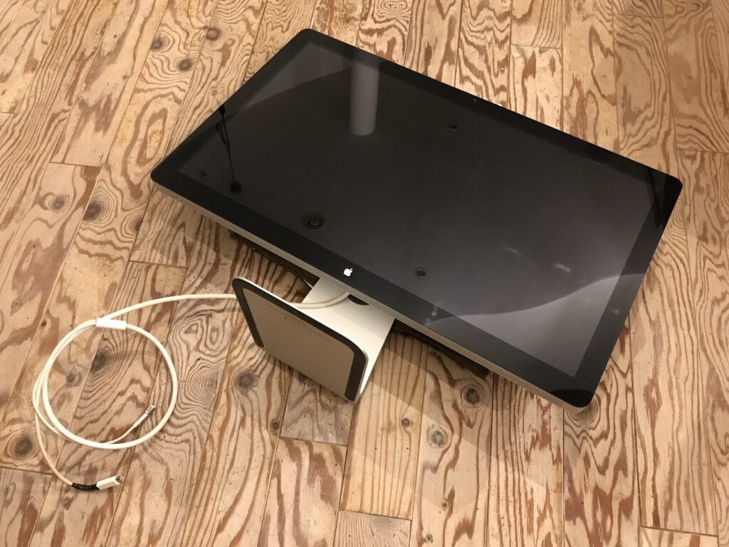 Apple Thunderbolt Display は自分で直せる | DIY+