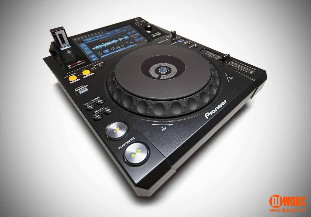 REVIEW: Pioneer XDJ-1000 multi player