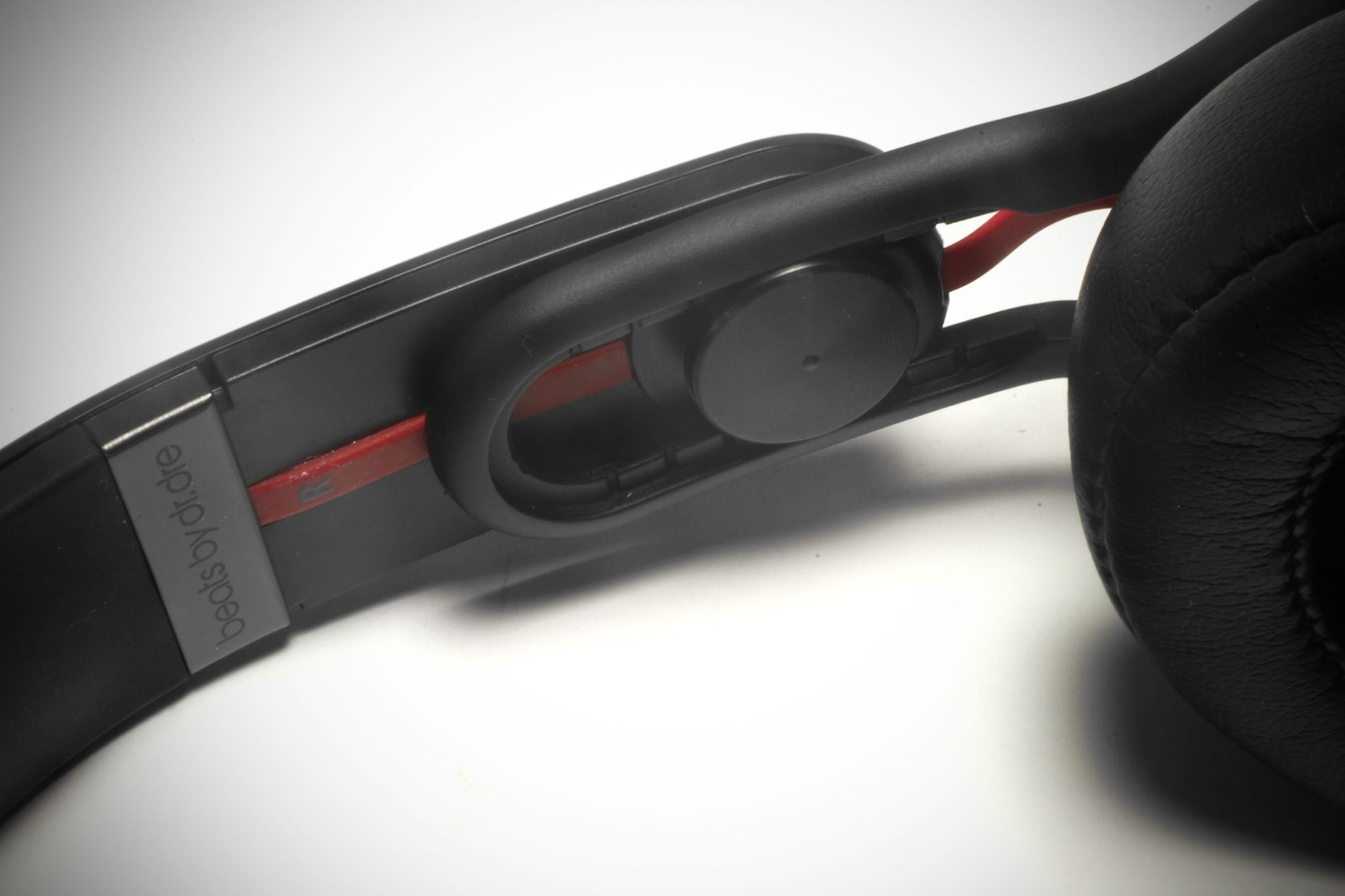 Beats By Dre Mixr DJ Headphones Review